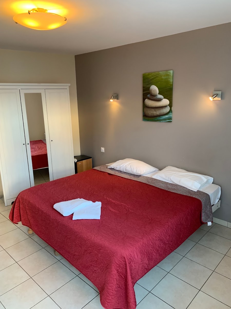 HOTEL RESTAURANT LE 108